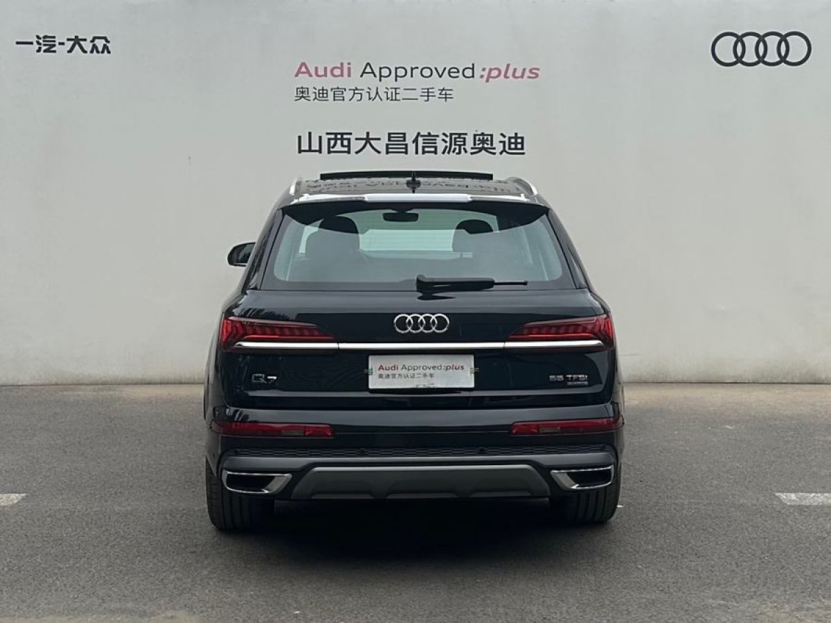 奧迪 奧迪Q7  2023款 55 TFSI quattro S line運(yùn)動型圖片