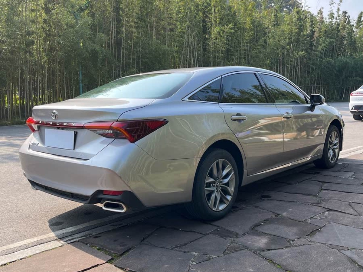 豐田 亞洲龍  2022款 2.0L 進(jìn)取版圖片