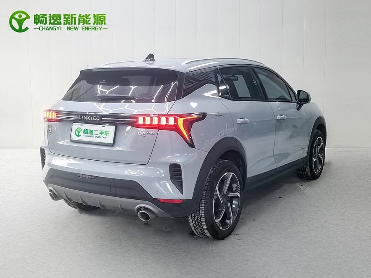 領(lǐng)克 領(lǐng)克06新能源  2022款 PHEV 84KM續(xù)航版 Pro圖片