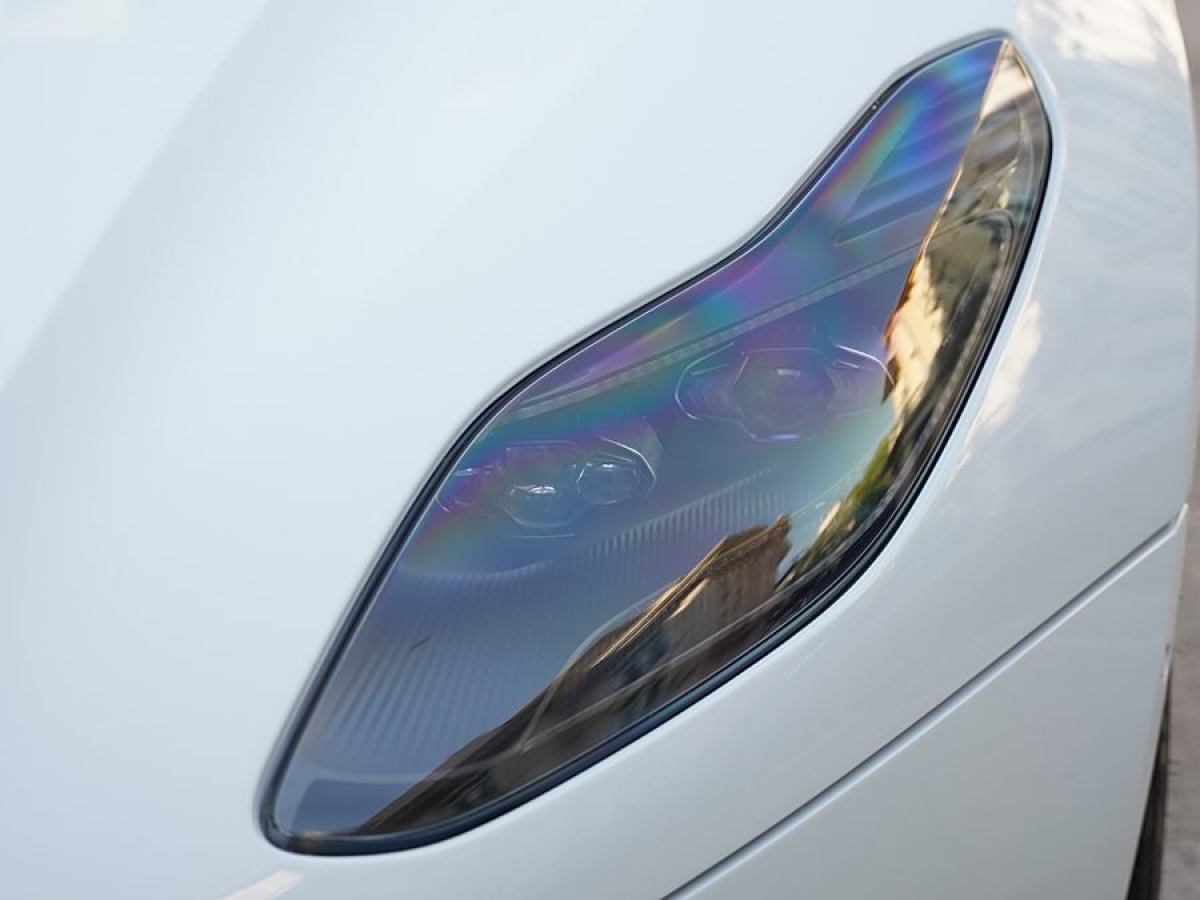阿斯顿·马丁 阿斯顿・马丁DB11  2022款 4.0T V8 Coupe图片