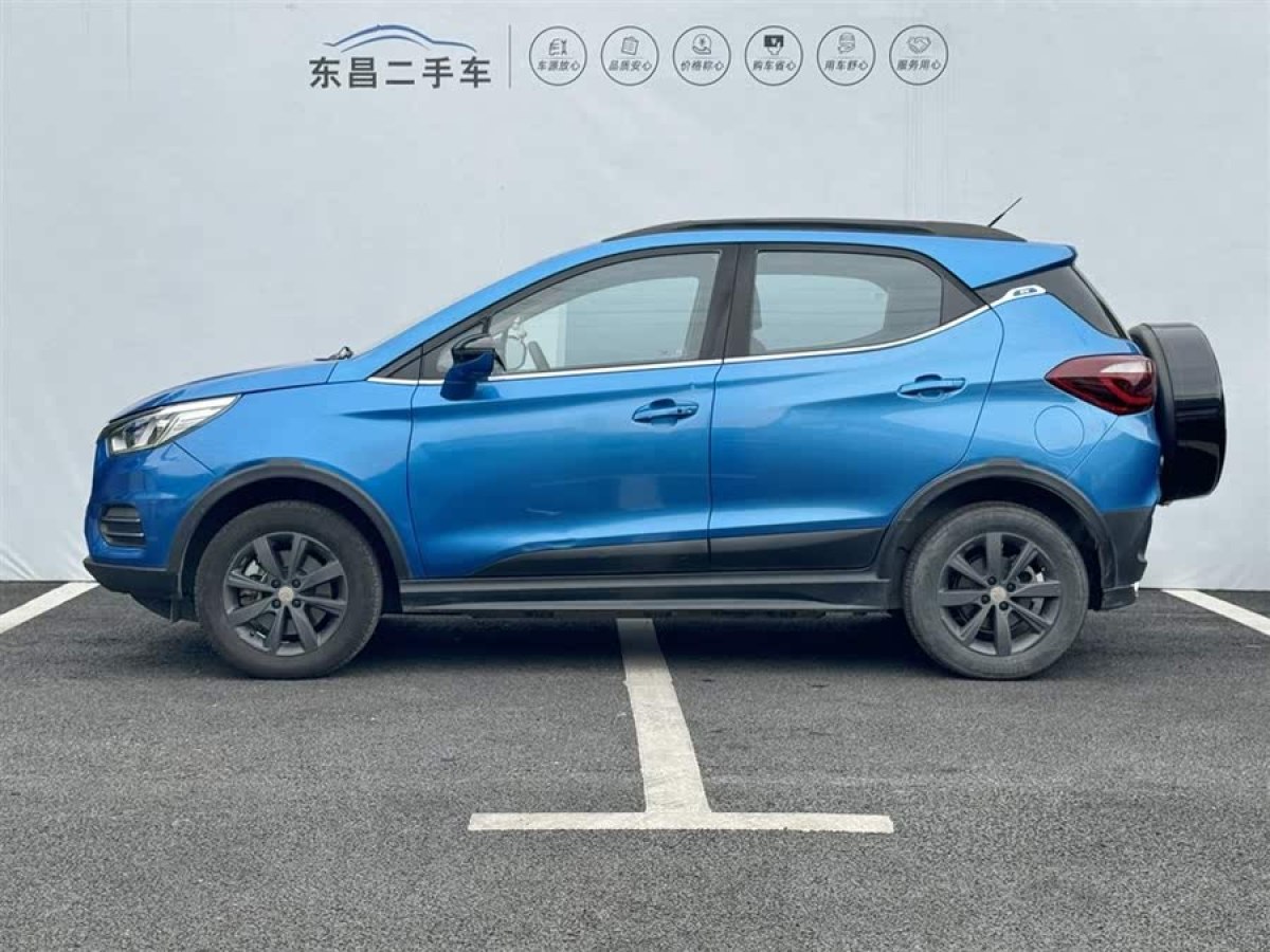 比亞迪 元新能源  2018款 EV360 智聯(lián)炫酷型圖片