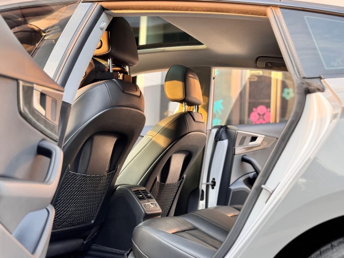 奧迪 奧迪A5  2017款 Sportback 40 TFSI 時尚型圖片