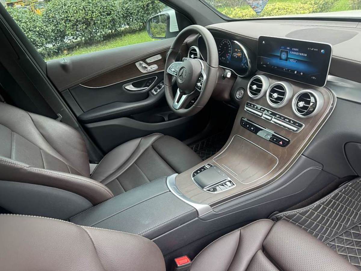 2021年3月奔馳 奔馳GLC  2021款 GLC 260 L 4MATIC 豪華型