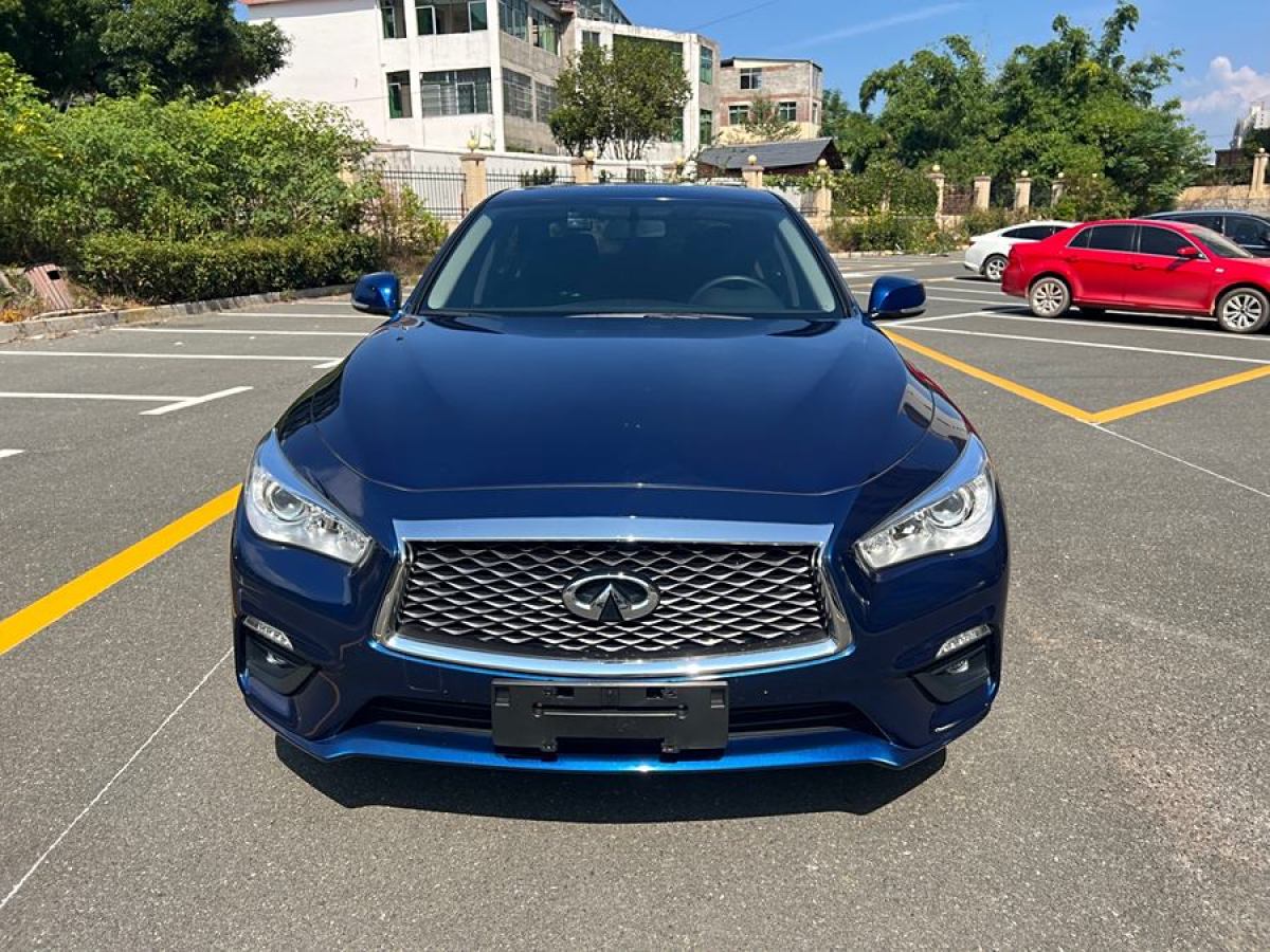 英菲尼迪 Q50L  2018款  2.0T 舒適版 國(guó)VI圖片