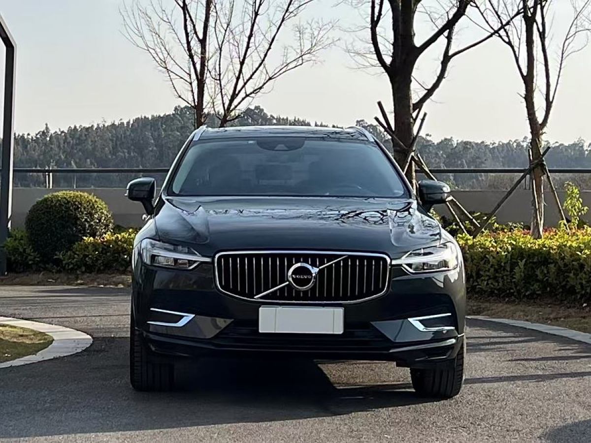 沃爾沃 XC60  2020款 T5 四驅(qū)智逸豪華版圖片