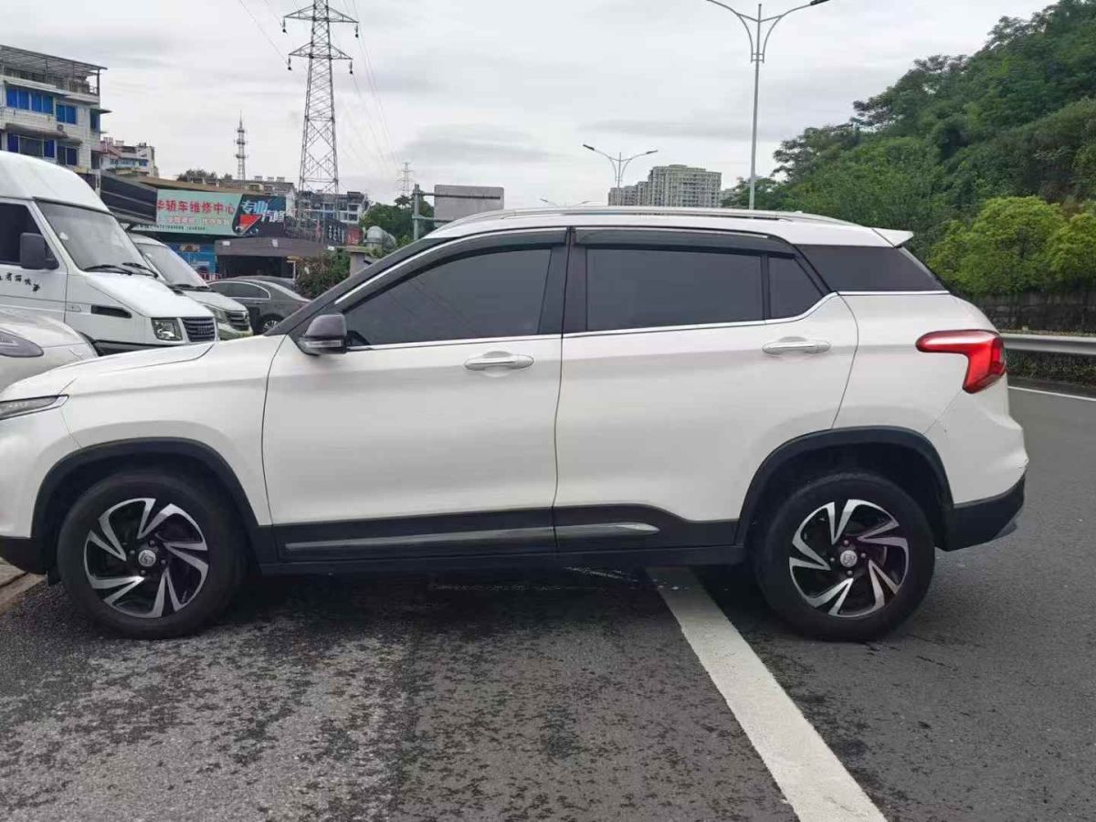 寶駿 510  2017款 1.5L 手動時尚型圖片