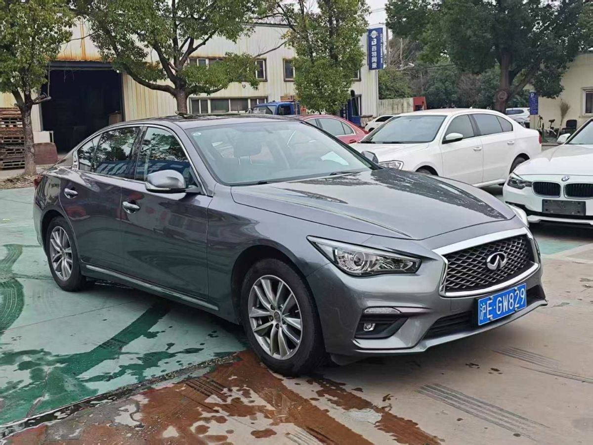 英菲尼迪 Q70  2019款 Q70L 2.0T 奢華版圖片