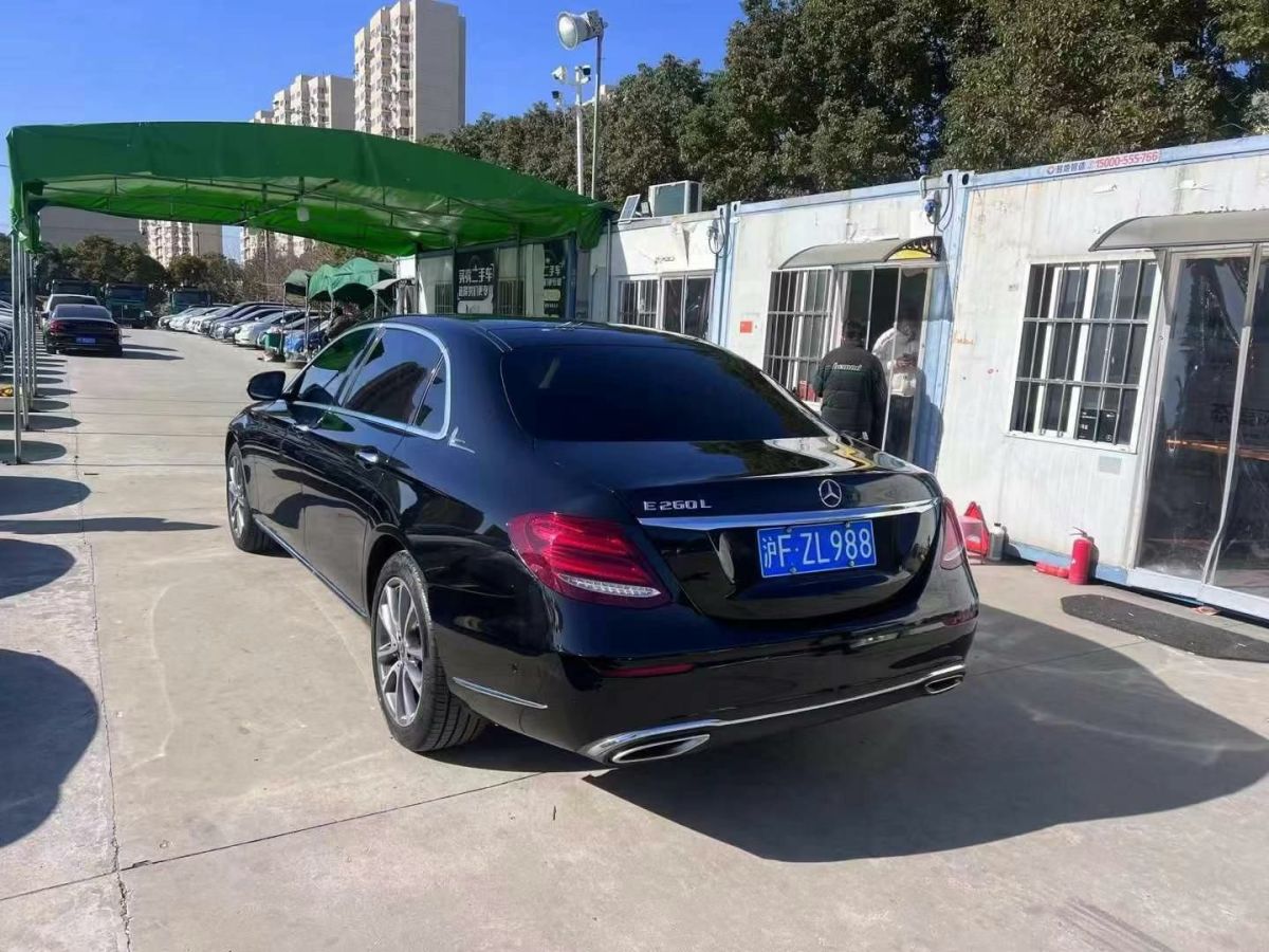 奔馳 奔馳E級  2020款 E 300 L 豪華型圖片