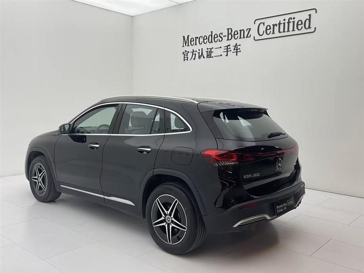 奔馳 奔馳EQA  2022款 EQA 300 4MATIC 首發(fā)特別版圖片