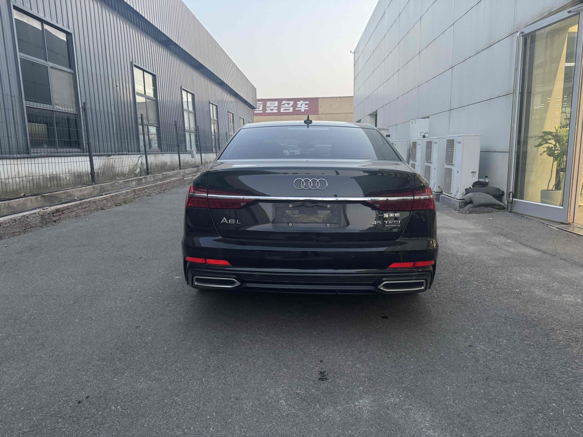 奧迪 奧迪A6L  2023款 改款 40 TFSI 豪華動感型圖片