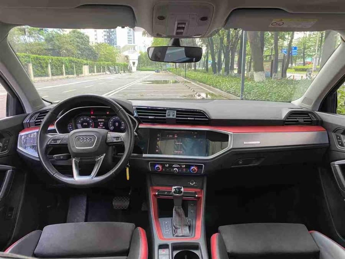 奧迪 奧迪Q3  2019款  35 TFSI 進取動感型圖片