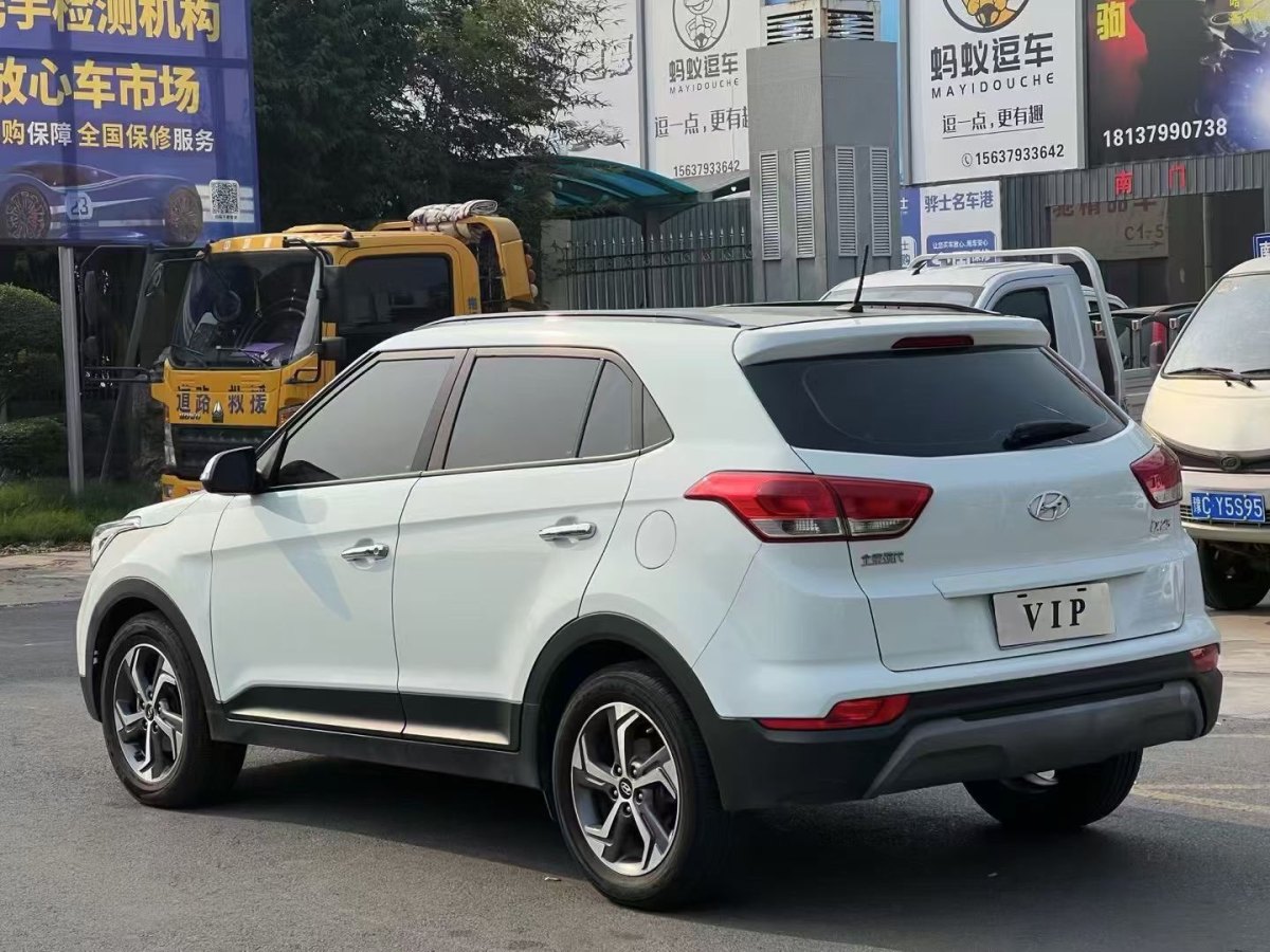 現(xiàn)代 ix25  2017款 1.6L 自動智能型圖片