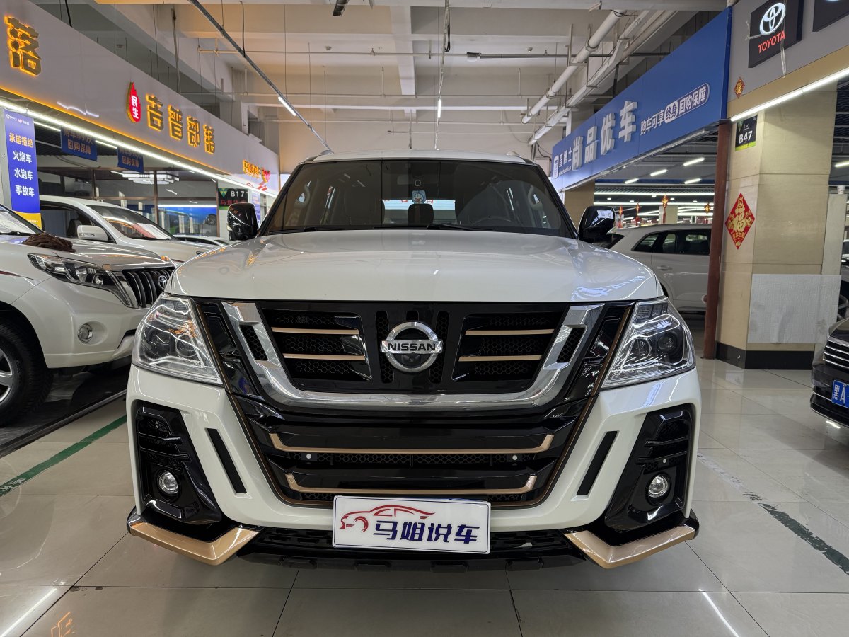 日產(chǎn) 途樂(lè)  2018款 4.0L 鉑金型圖片