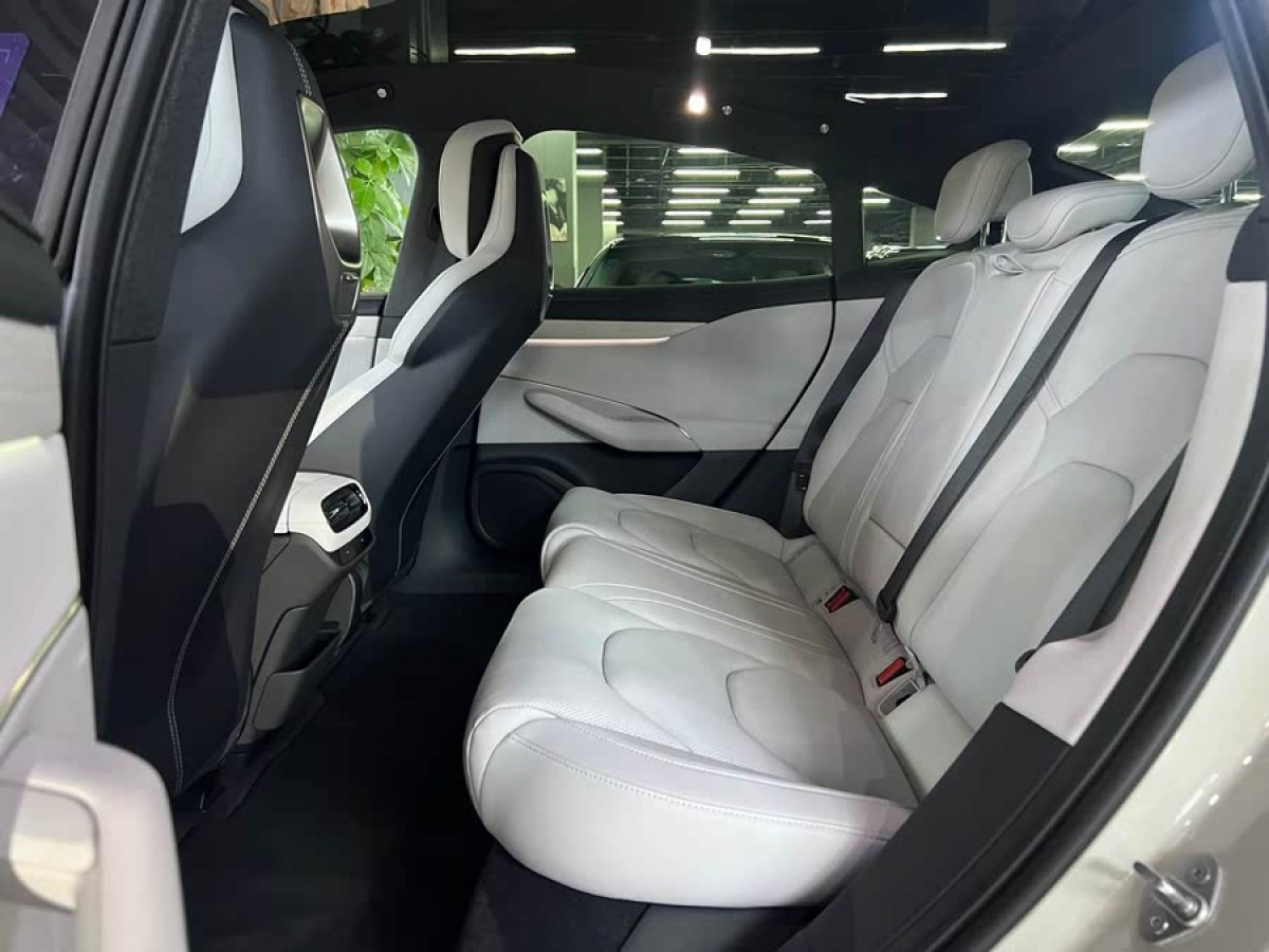 小米 小米SU7  2024款 700km 后驅(qū)長續(xù)航智駕版圖片