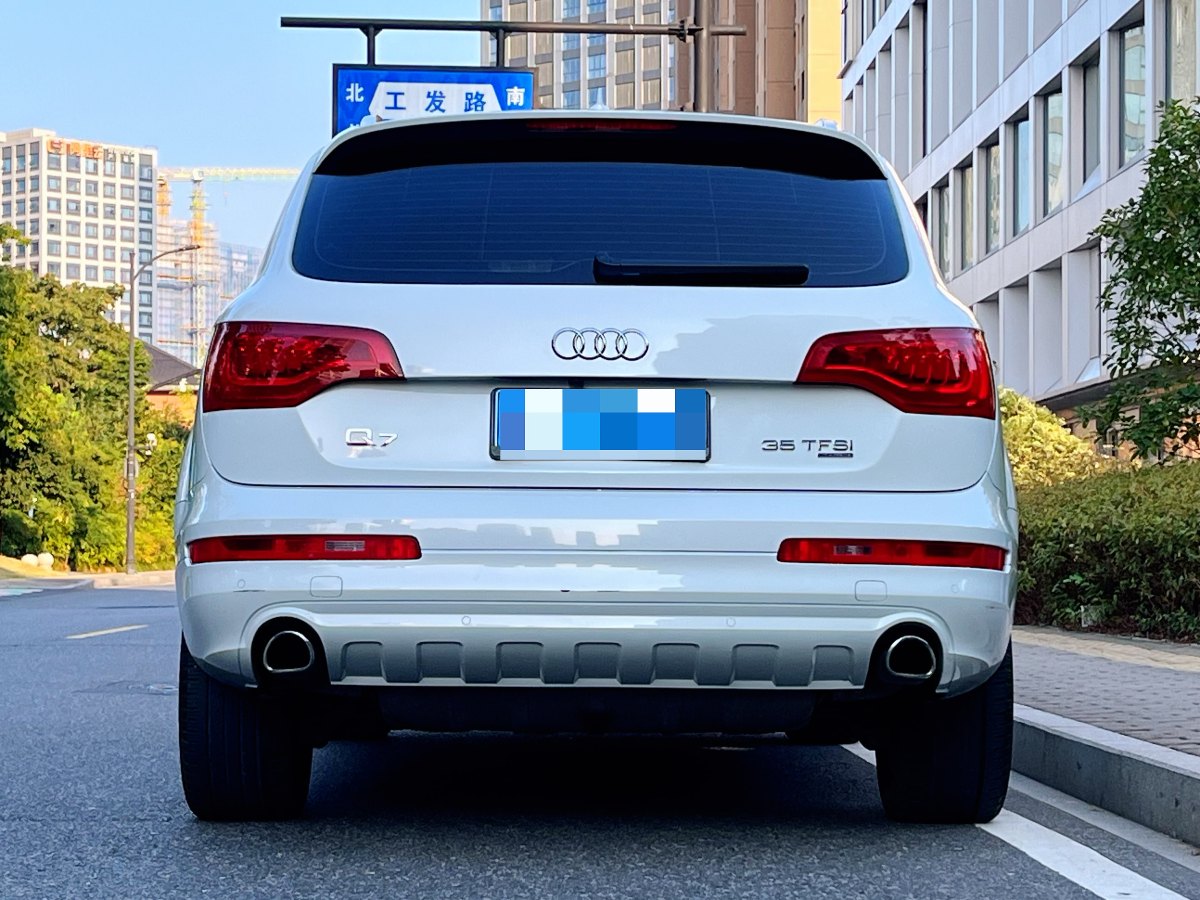 2015年6月奧迪 奧迪Q7  2014款 35 TFSI 進取型