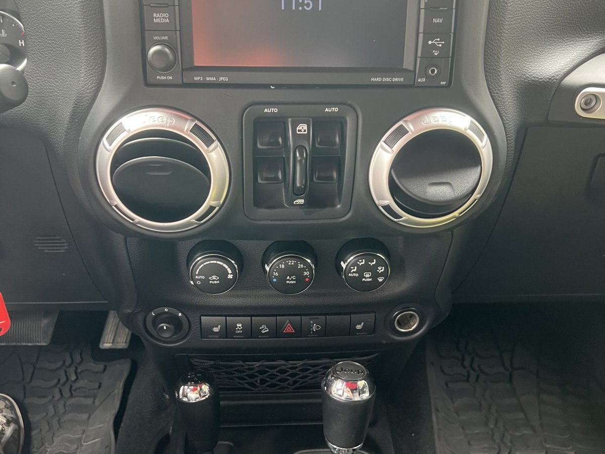 Jeep 牧馬人  2015款 3.6L Rubicon 四門舒享版圖片