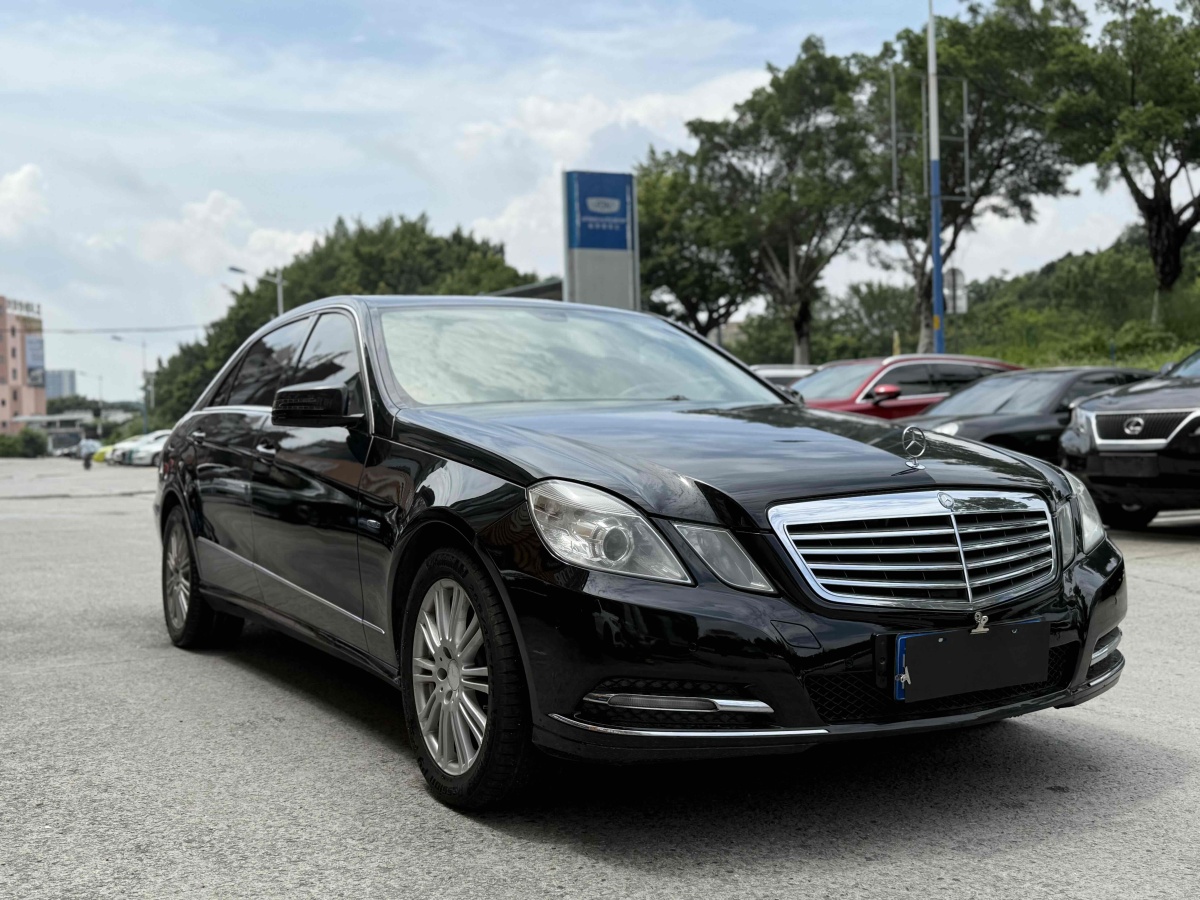 奔馳 奔馳E級  2012款 E 200 L CGI優(yōu)雅型圖片