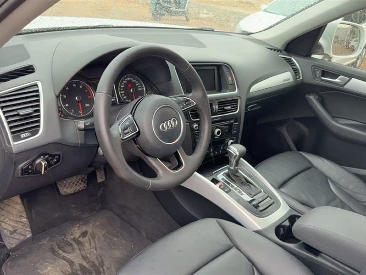 奧迪 奧迪Q5  2013款 40 TFSI 技術(shù)型圖片