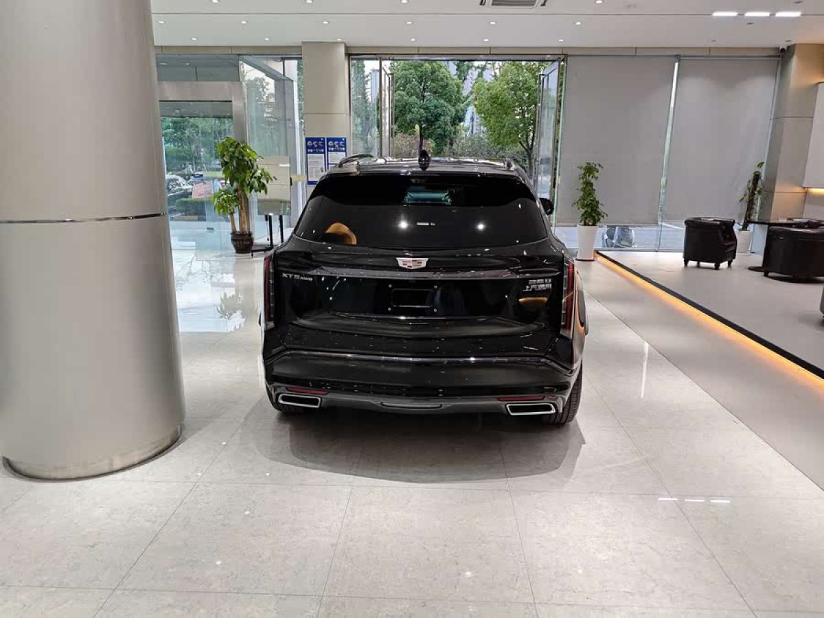 凱迪拉克 XT5  2025款 2.0T 尊貴型圖片