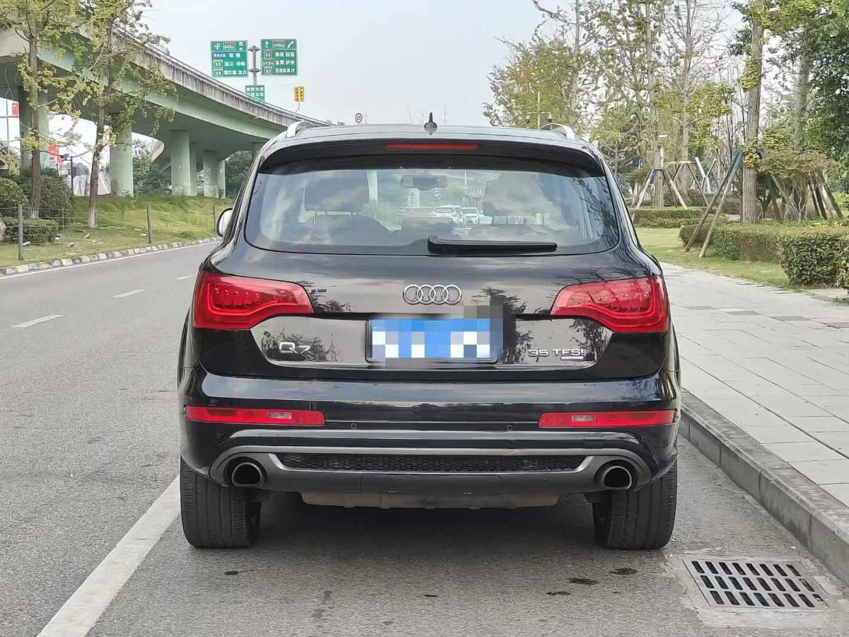 奧迪 奧迪Q7  2015款 Q7 40TFSI quattro 典藏型圖片