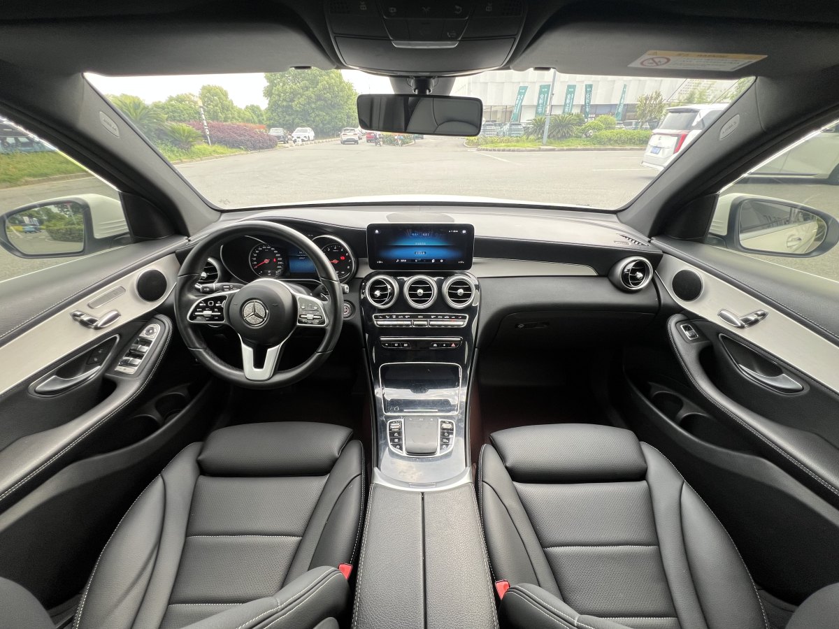 奔馳 奔馳GLC  2018款 改款 GLC 260 4MATIC 豪華型圖片