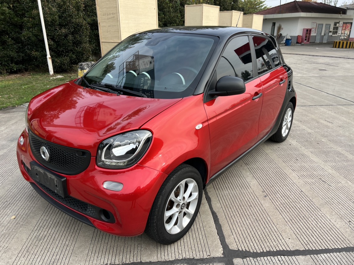 smart forfour  2018款 1.0L 52千瓦靈動版圖片