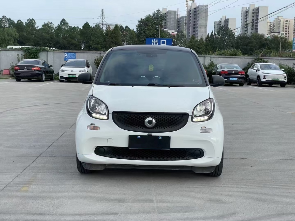 smart fortwo  2015款 1.0L 52千瓦硬頂靈動版圖片