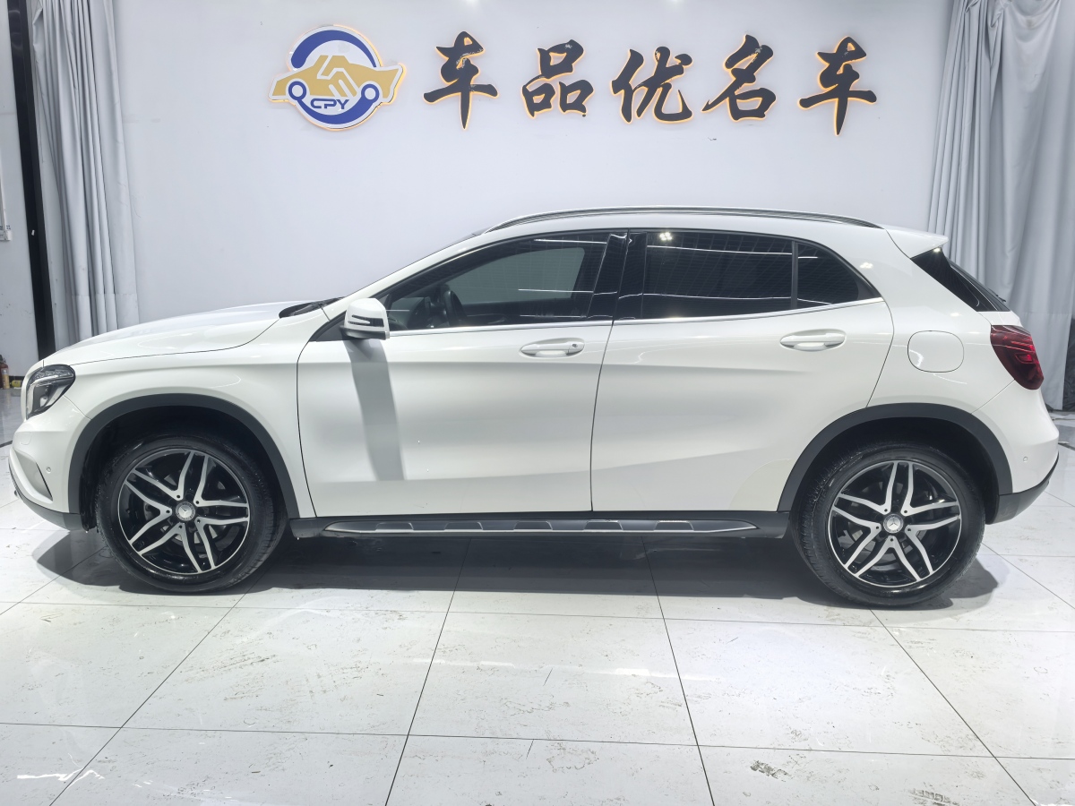 奔馳 奔馳GLA  2015款 GLA 220 4MATIC 時尚型圖片