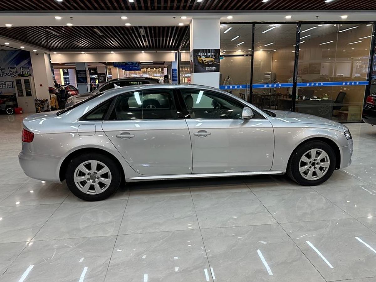 奧迪 奧迪A4L  2011款 2.0 TFSI 技術(shù)型圖片