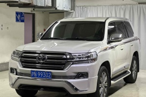 蘭德酷路澤 豐田 5.7L VX-R 12氣 底升(中東版)