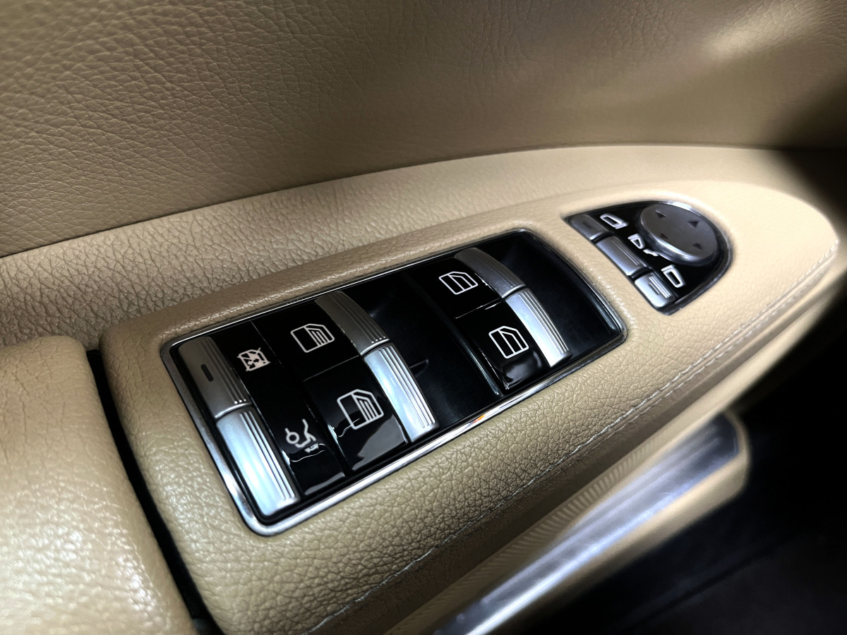 奔驰 奔驰S级  2011款 S 350 L CGI图片