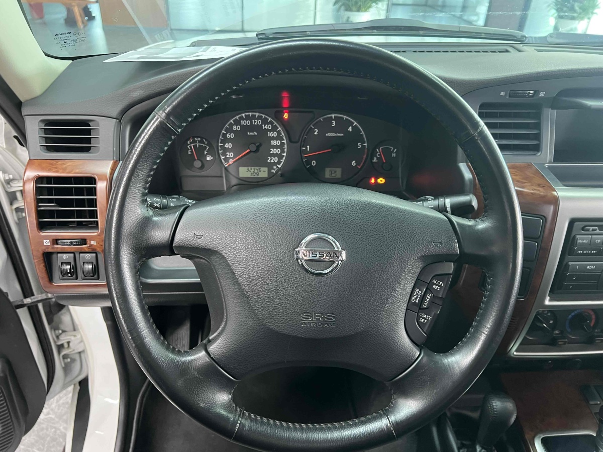 日產(chǎn) 途樂  2003款 4.8L圖片