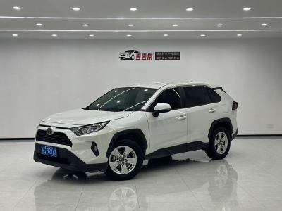 2023年3月 豐田 RAV4榮放 2.0L CVT兩驅(qū)都市版圖片