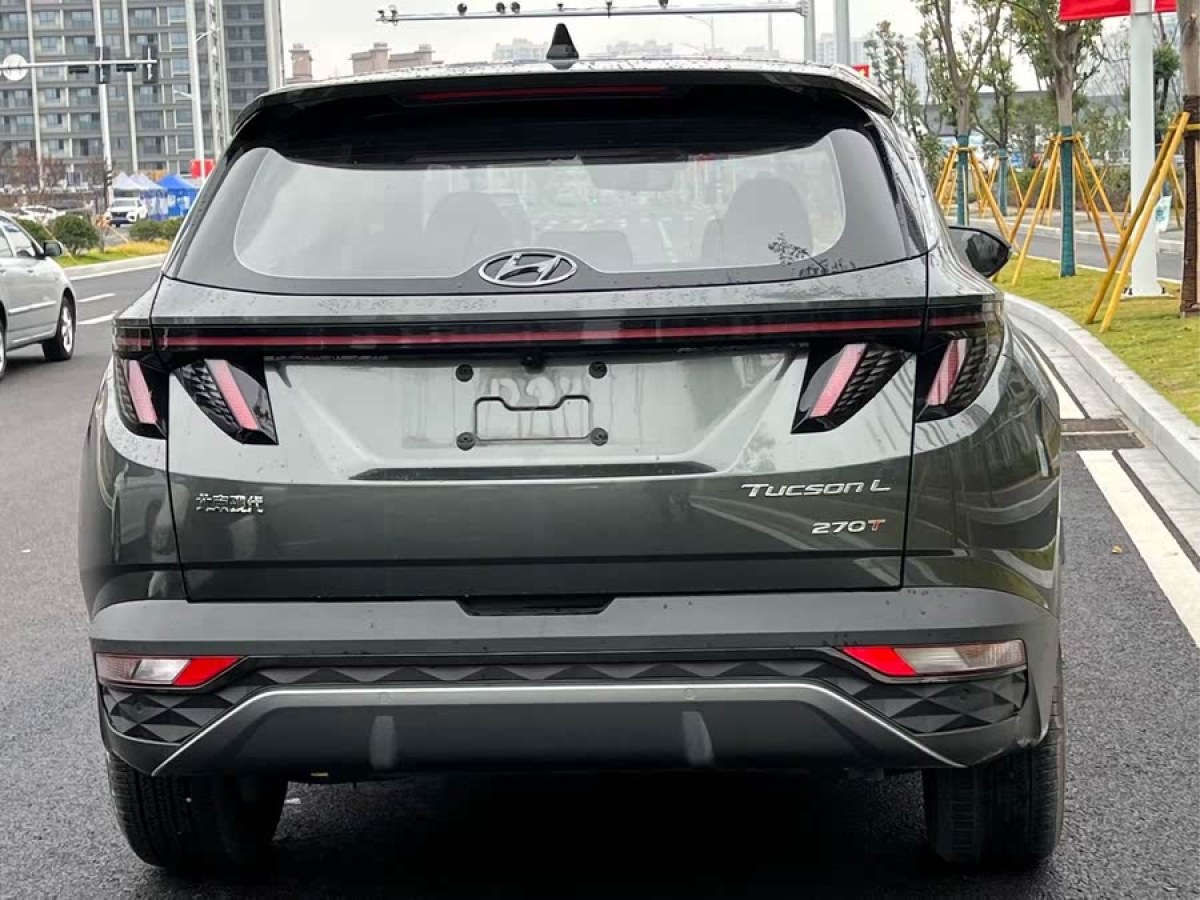 現(xiàn)代 途勝  2022款 途勝L 1.5T LUX尊貴版 N Line圖片