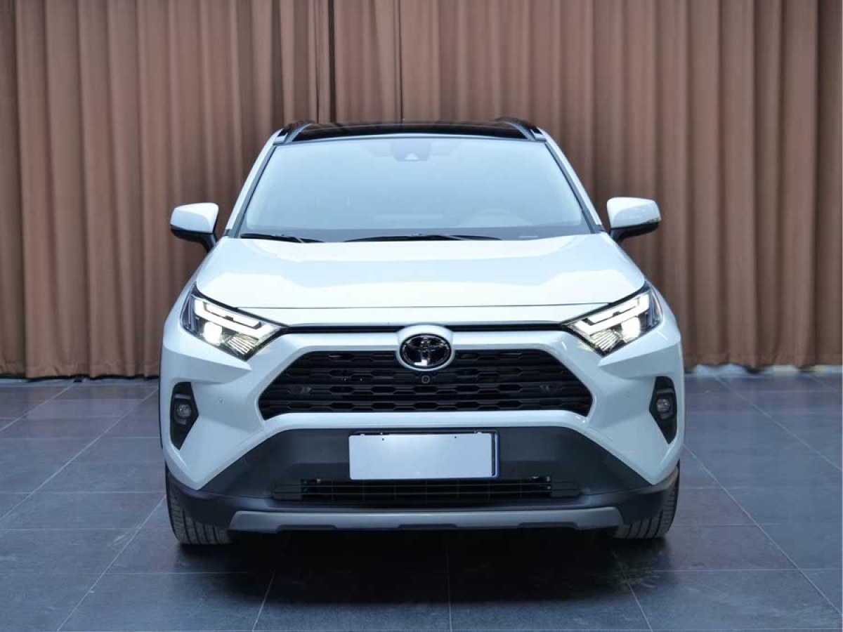 豐田 RAV4榮放  2023款 2.0L CVT兩驅(qū)風(fēng)尚Plus版圖片