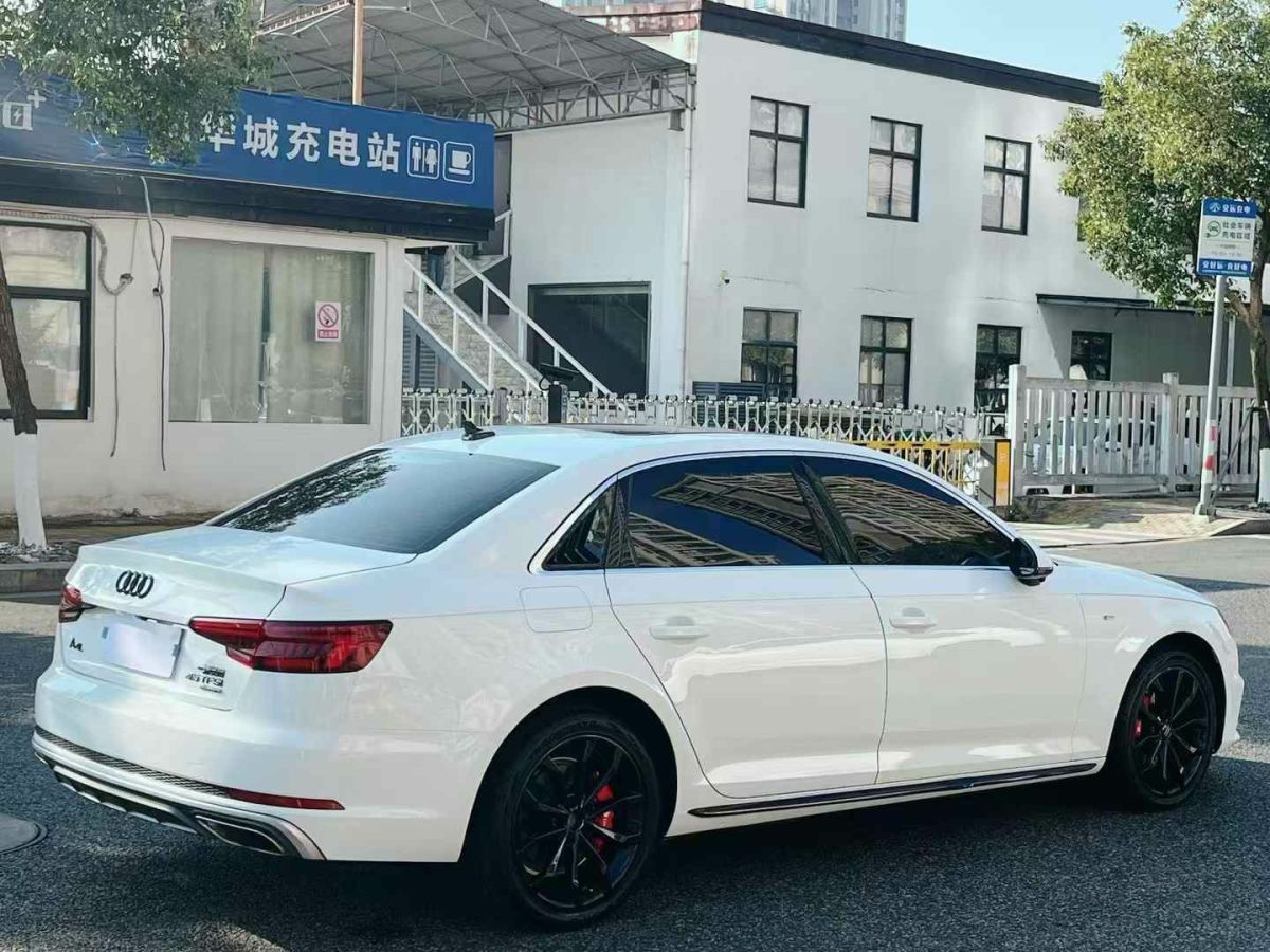 奧迪 奧迪A4L  2019款 35 TFSI 進(jìn)取型 國(guó)V圖片