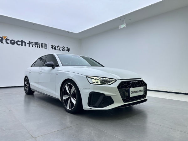 奥迪A4L 2022款 40 TFSI 豪华动感型