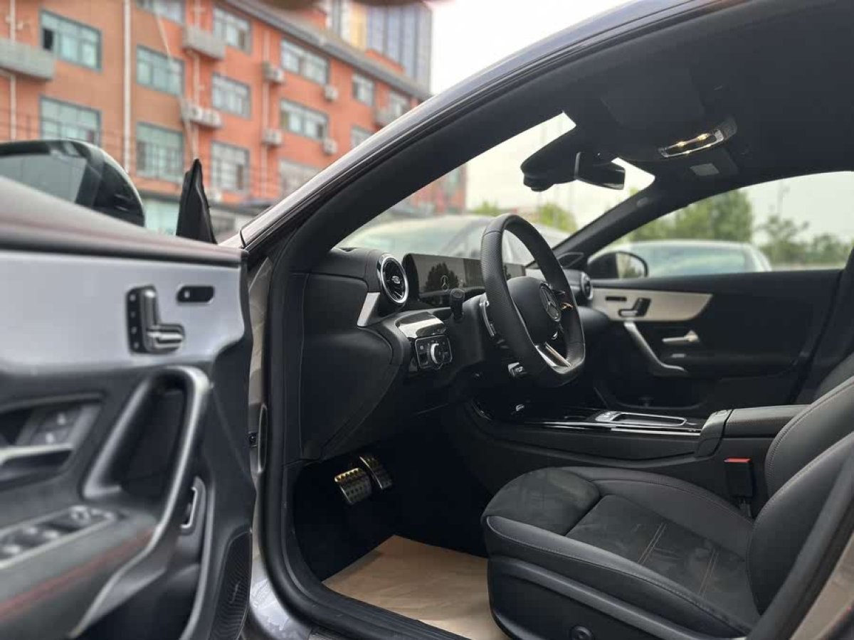 奔馳 奔馳CLA級(jí)  2024款 改款 CLA 220圖片