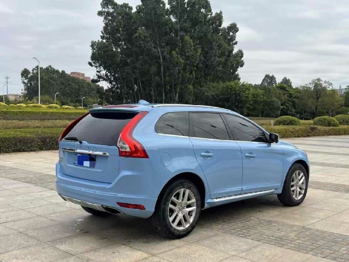 沃爾沃 XC60  2017款 2.0T T5 AWD 個(gè)性運(yùn)動(dòng)版圖片