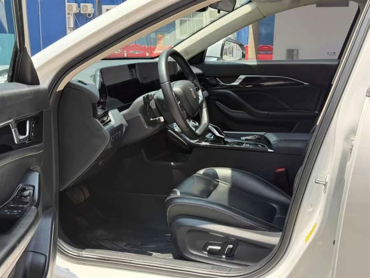 奔騰 B70  2022款 1.5T 自動悅享型圖片