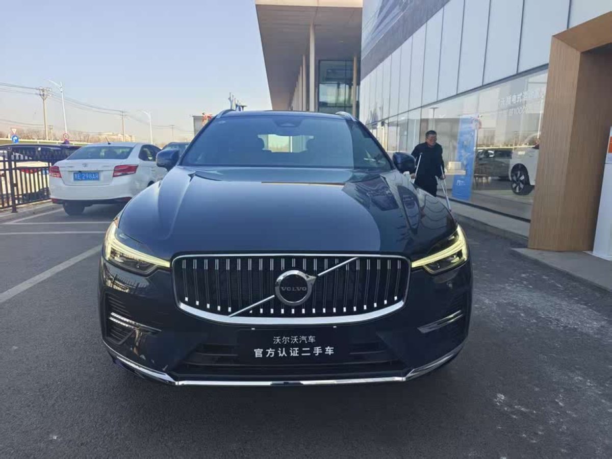 沃爾沃 XC60  2024款 B5 四驅(qū)智遠豪華版圖片