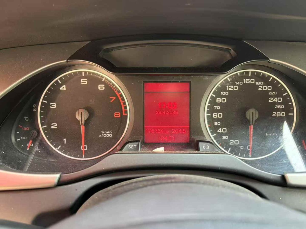 奧迪 奧迪A4L  2012款 2.0 TFSI 自動技術(shù)型圖片