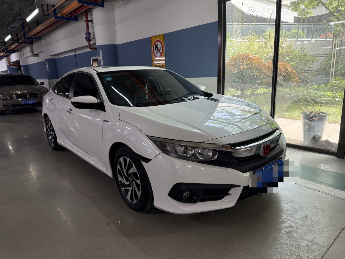 本田 思域  2016款 220TURBO CVT豪華版圖片