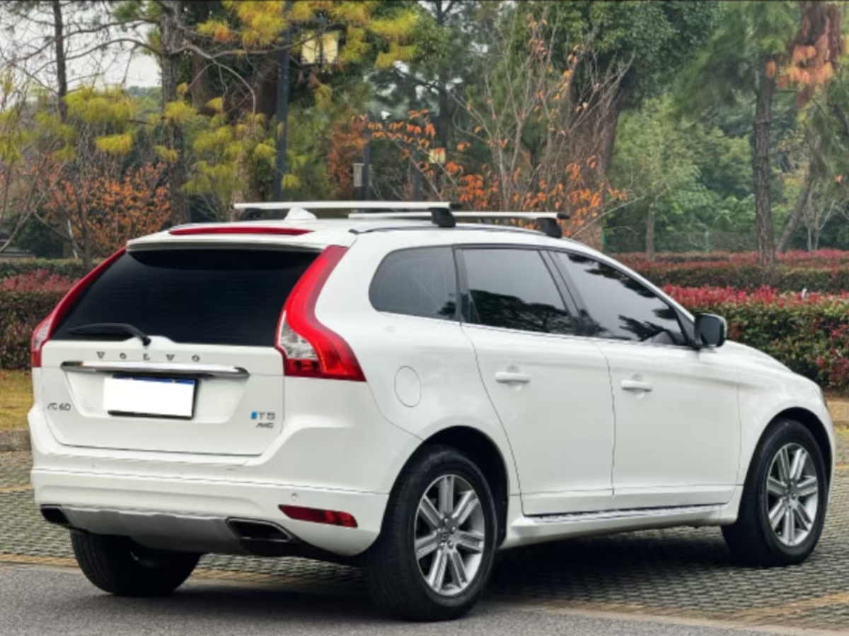 沃爾沃 XC60  2017款 T5 AWD 智進(jìn)版圖片