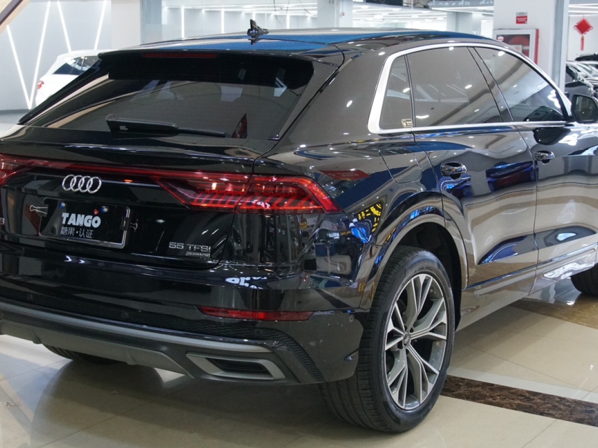 奧迪 奧迪Q8  2021款 55 TFSI 豪華動感型圖片