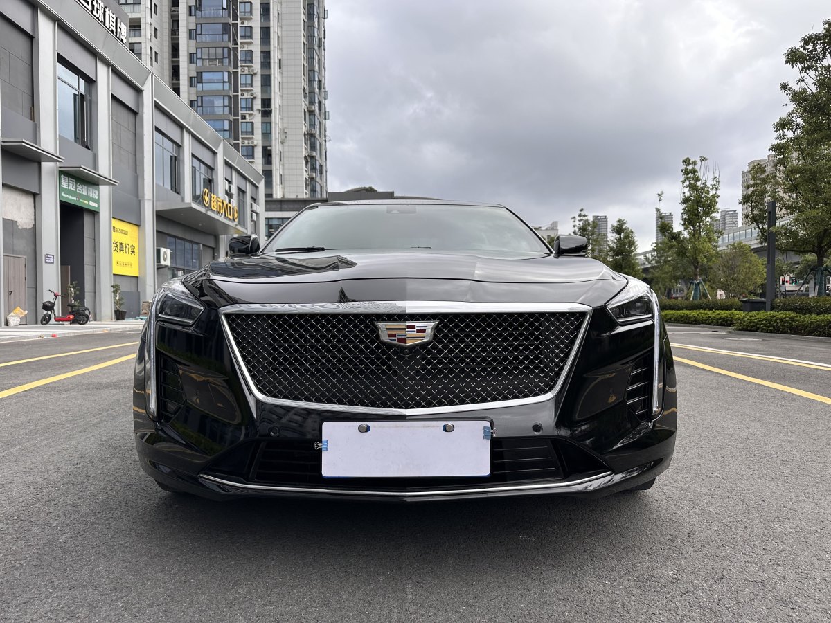 凱迪拉克 CT6  2020款 改款 28T 領(lǐng)先運(yùn)動(dòng)型圖片