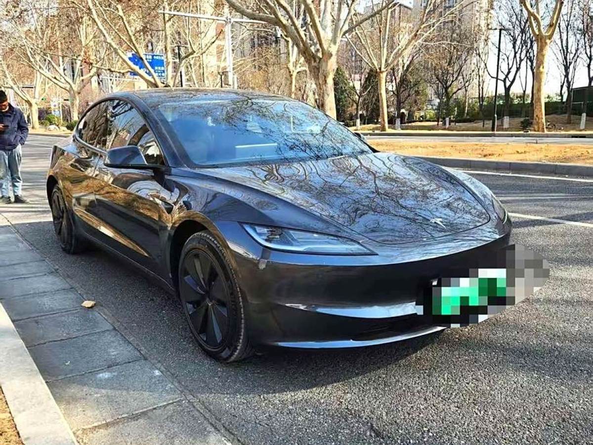 特斯拉 Model Y  2023款 長續(xù)航全輪驅(qū)動版圖片