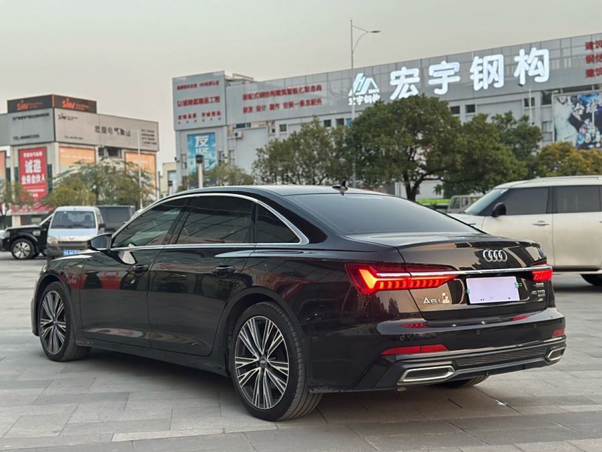 奧迪 奧迪A6L  2021款 45 TFSI quattro 臻選動(dòng)感型圖片