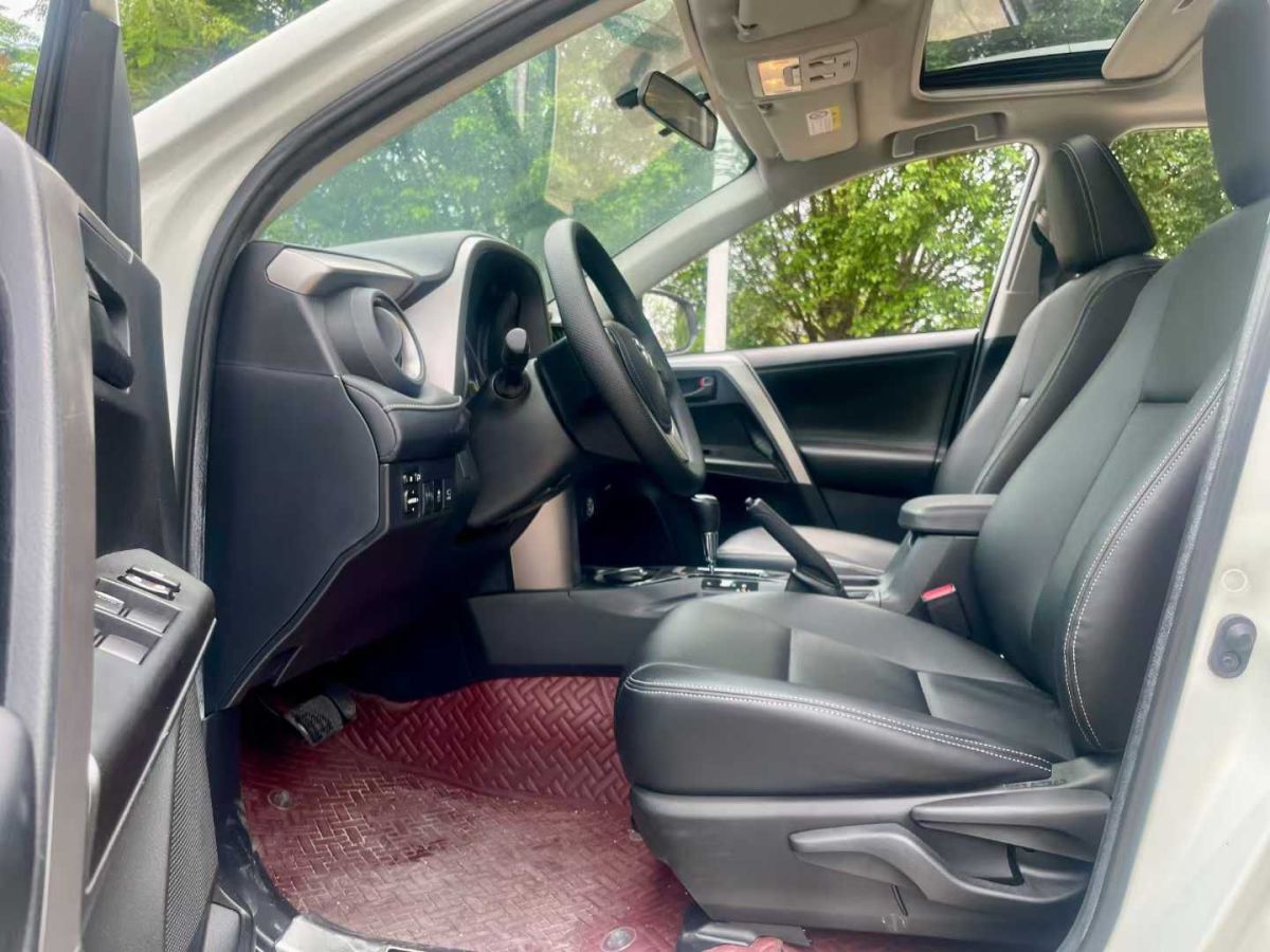 豐田 RAV4榮放  2019款  2.0L CVT兩驅(qū)風(fēng)尚版 國(guó)VI圖片