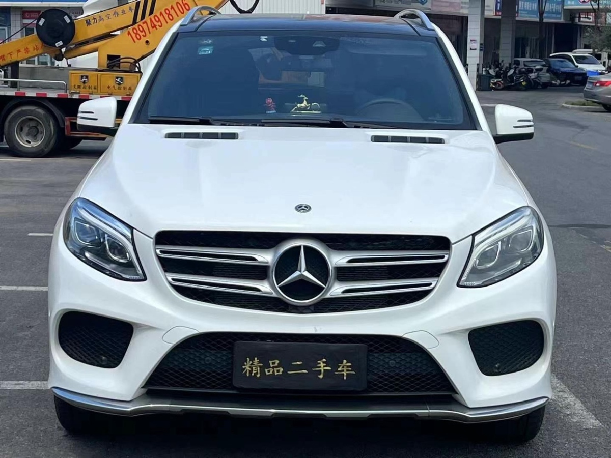 奔驰 奔驰GLE轿跑 AMG  2017款 AMG GLE 43 4MATIC 轿跑SUV图片